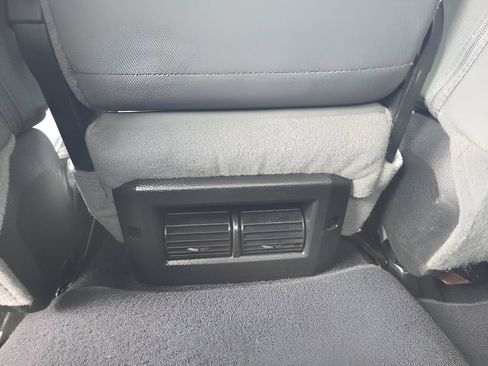 Used 2018 RAM 2500 SLT w/ Luxury Group AWD/4WD image 21