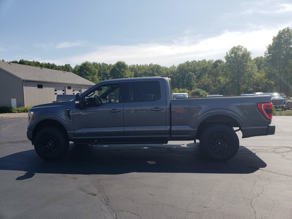 Used 2021 Ford F150 XLT w/ Equipment Group 302A High AWD/4WD image 9