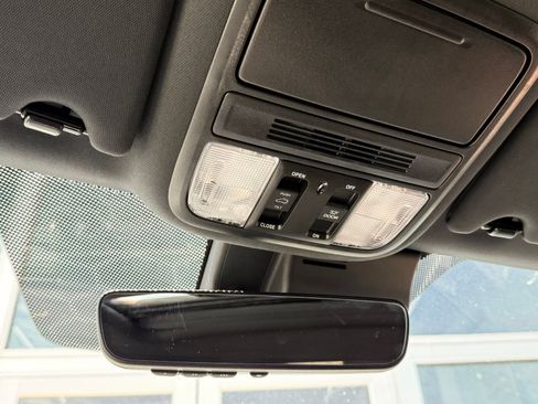 Used 2023 Honda Passport EX-L image 32