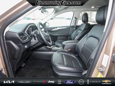 Used 2021 Ford Escape SEL image 12