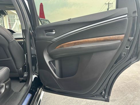 Used 2017 Acura MDX SH-AWD w/ Advance Package image 31