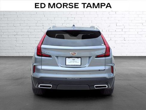 Used 2025 Cadillac XT4 Premium Luxury FWD image 4