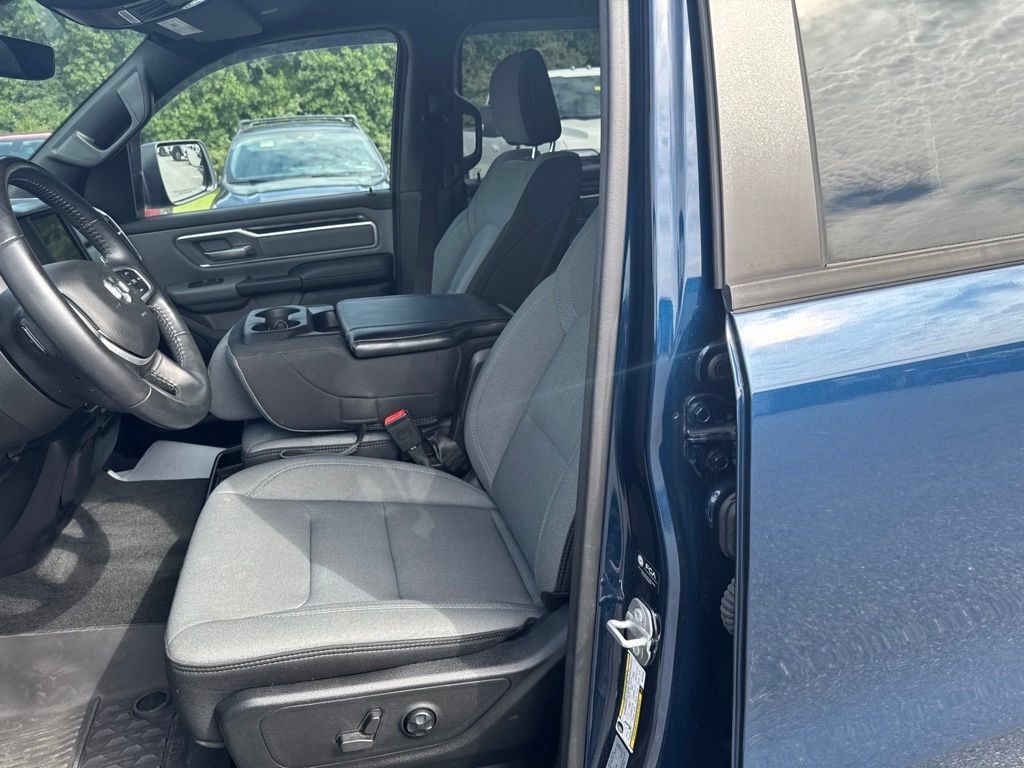 Used 2021 RAM 1500 Big Horn AWD/4WD image 12