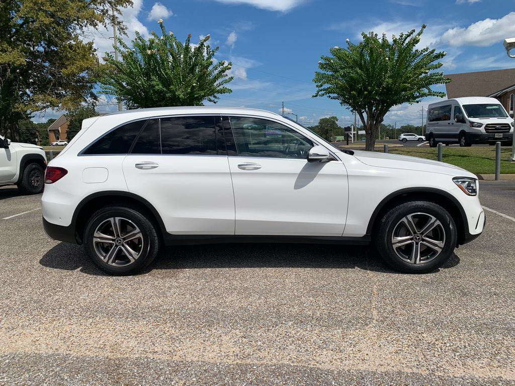 Used 2021 Mercedes-Benz GLC 300 image 2