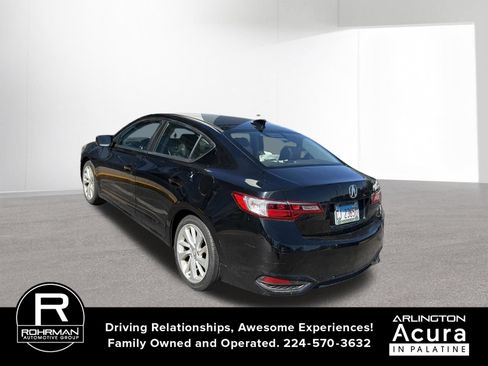 Used 2017 Acura ILX FWD image 3