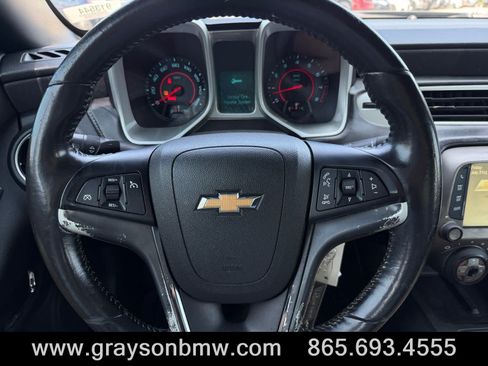 Used 2015 Chevrolet Camaro LT RWD image 25