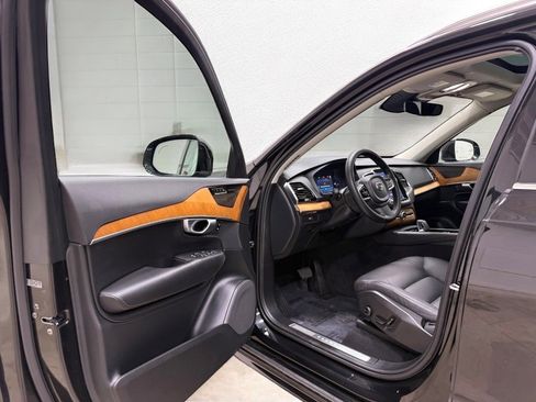 Used 2023 Volvo XC90 B6 Plus w/ Protection Package image 14