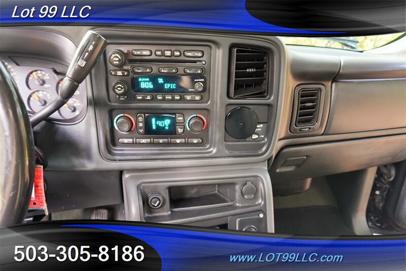 Used 2004 GMC Sierra 2500 SLT w/ Heavy-Duty Power Package AWD/4WD image 21