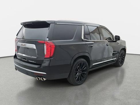Used 2023 GMC Yukon Denali w/ Denali Reserve Package image 3
