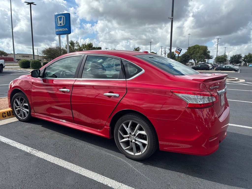 Used 2015 Nissan Sentra SR FWD image 4