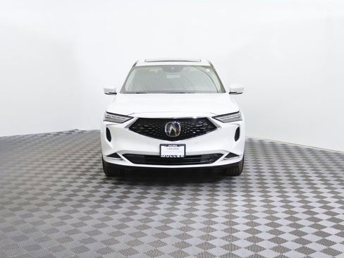 Used 2023 Acura MDX SH-AWD w/ Technology Package image 4