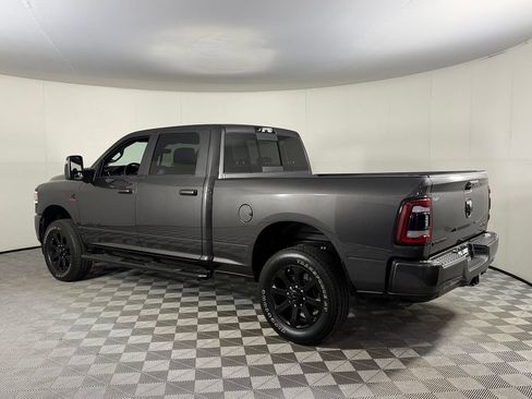 Used 2024 RAM 2500 Laramie w/ Night Edition AWD/4WD image 10