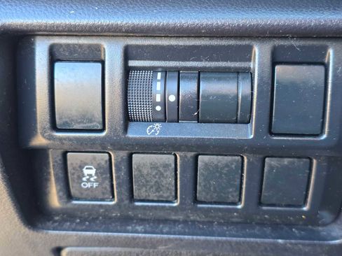 Used 2019 Subaru Impreza 2.0i Sport image 24