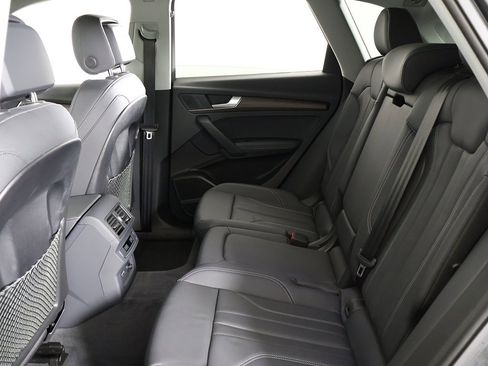 Used 2024 Audi Q5 e Premium Plus image 38