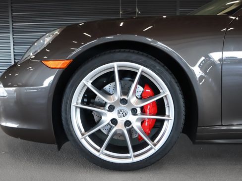 Used 2015 Porsche 911 Targa 4S image 30