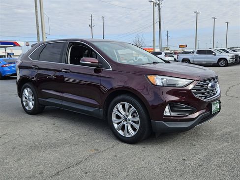 Used 2022 Ford Edge Titanium image 16