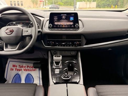 New 2026 Nissan Rogue SV w/ Rock Creek Premium Package AWD/4WD image 27
