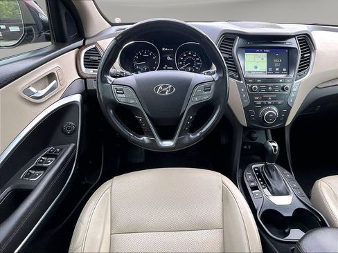 Used 2018 Hyundai Santa Fe AWD w/ SE Ultimate Tech Package 03 image 10