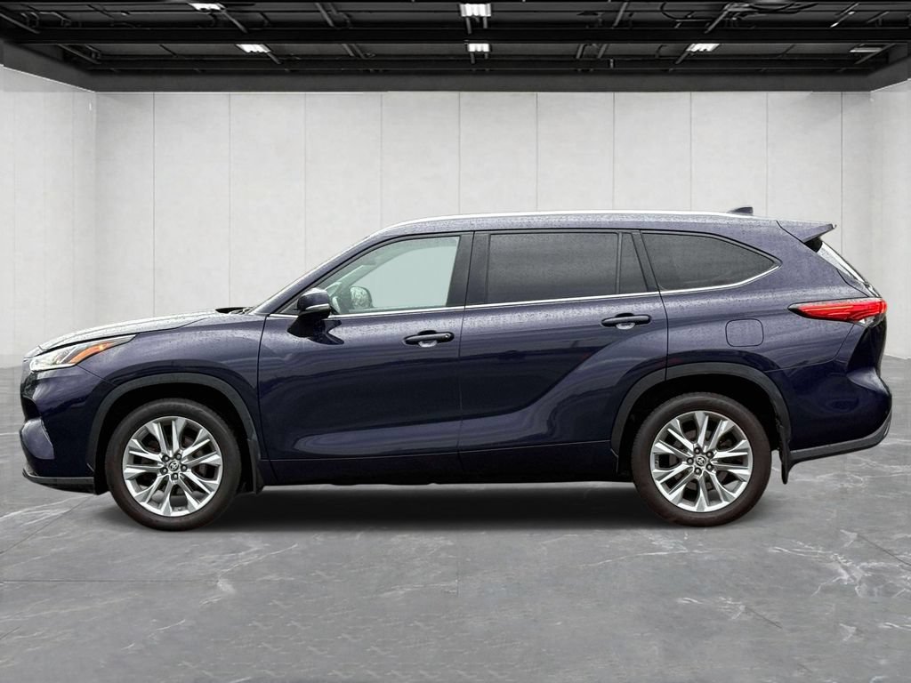 Used 2023 Toyota Highlander Limited AWD/4WD image 8