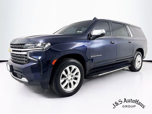 Used 2023 Chevrolet Suburban Premier AWD/4WD image 3