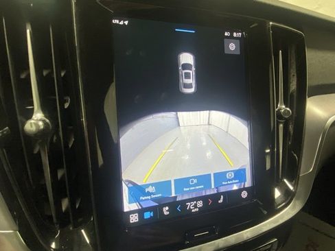 Certified 2025 Volvo S60 B5 Core image 26