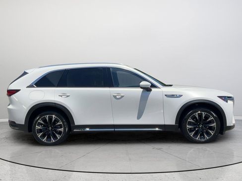 Used 2024 MAZDA CX-90 Plug-In Hybrid w/ Premium Plus AWD/4WD image 6