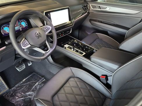 New 2026 Volkswagen Atlas Cross Sport SEL Premium R-Line AWD/4WD image 10
