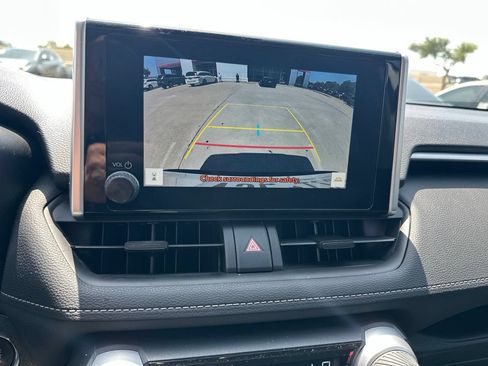 Used 2024 Toyota RAV4 XLE w/ Convenience Package FWD image 9