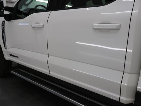 Used 2023 Ford F350 Lariat w/ FX4 Off-Road Package image 36