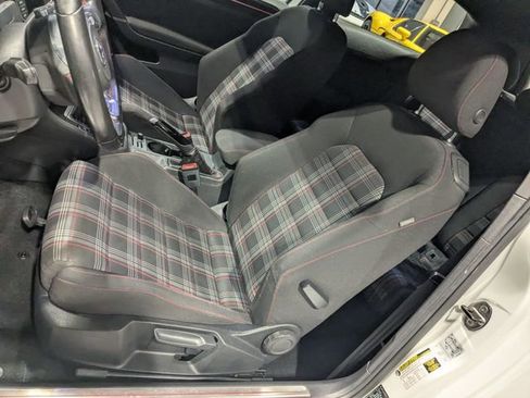 Used 2016 Volkswagen GTI S FWD image 21