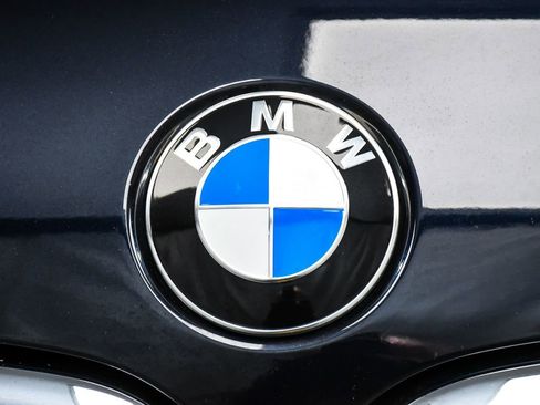 Used 2022 BMW 750i xDrive w/ Executive Package AWD/4WD image 97