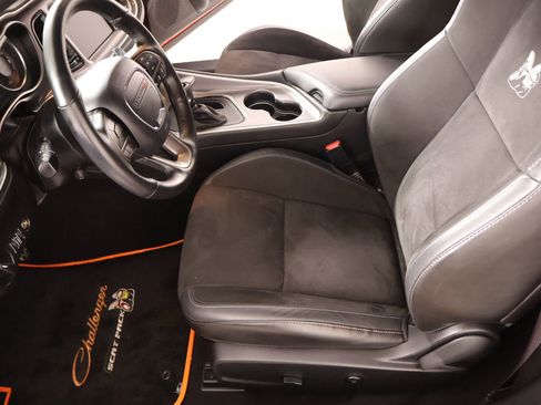 Used 2019 Dodge Challenger R/T Scat Pack image 11