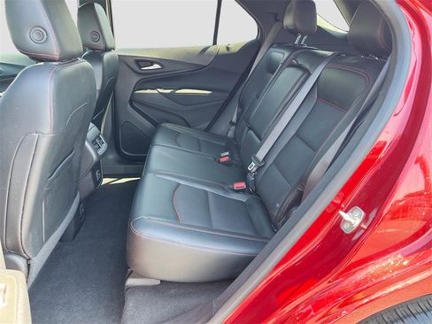 Used 2024 Chevrolet Equinox RS w/ RS Leather Package image 23