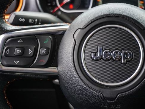 Used 2022 Jeep Gladiator Mojave w/ LED Lighting Group AWD/4WD image 14