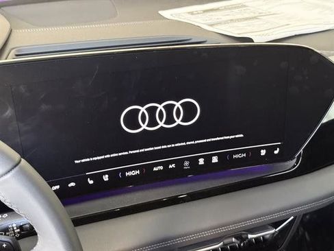 Used 2025 Audi Q6 e-tron Premium Plus w/ Premium Plus AWD/4WD image 17