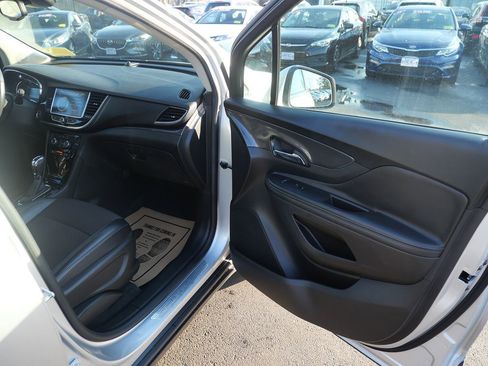 Used 2019 Buick Encore Preferred image 20