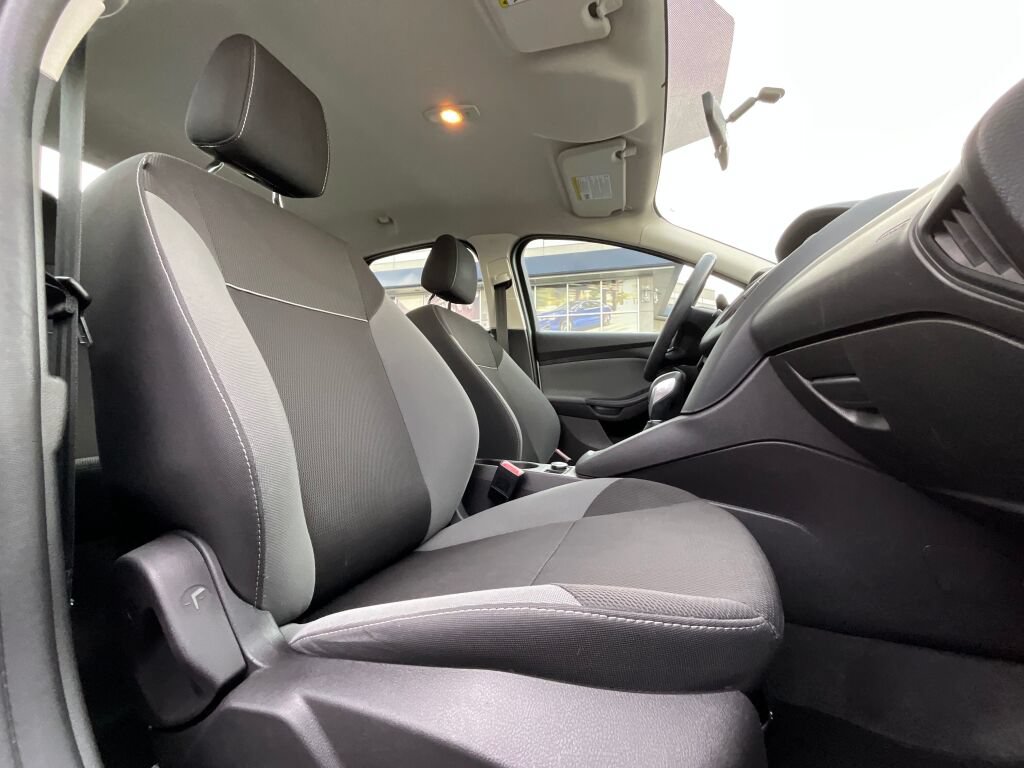 Used 2013 Ford Focus S FWD image 11