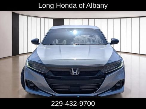 Used 2021 Honda Accord Sport image 2