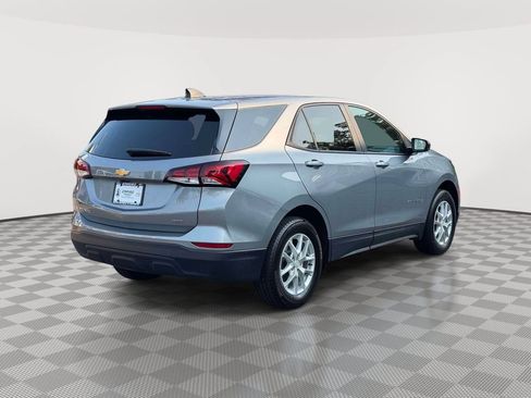 Used 2023 Chevrolet Equinox LS w/ LS Convenience Package AWD/4WD image 7