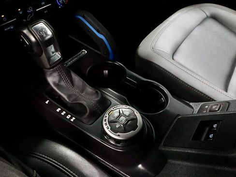 Certified 2024 Ford Bronco Black Diamond image 25