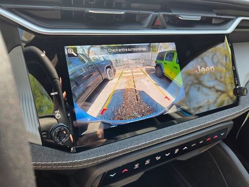 New 2026 Jeep Cherokee Laredo image 31