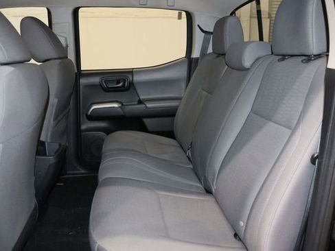 Used 2019 Toyota Tacoma SR5 image 18