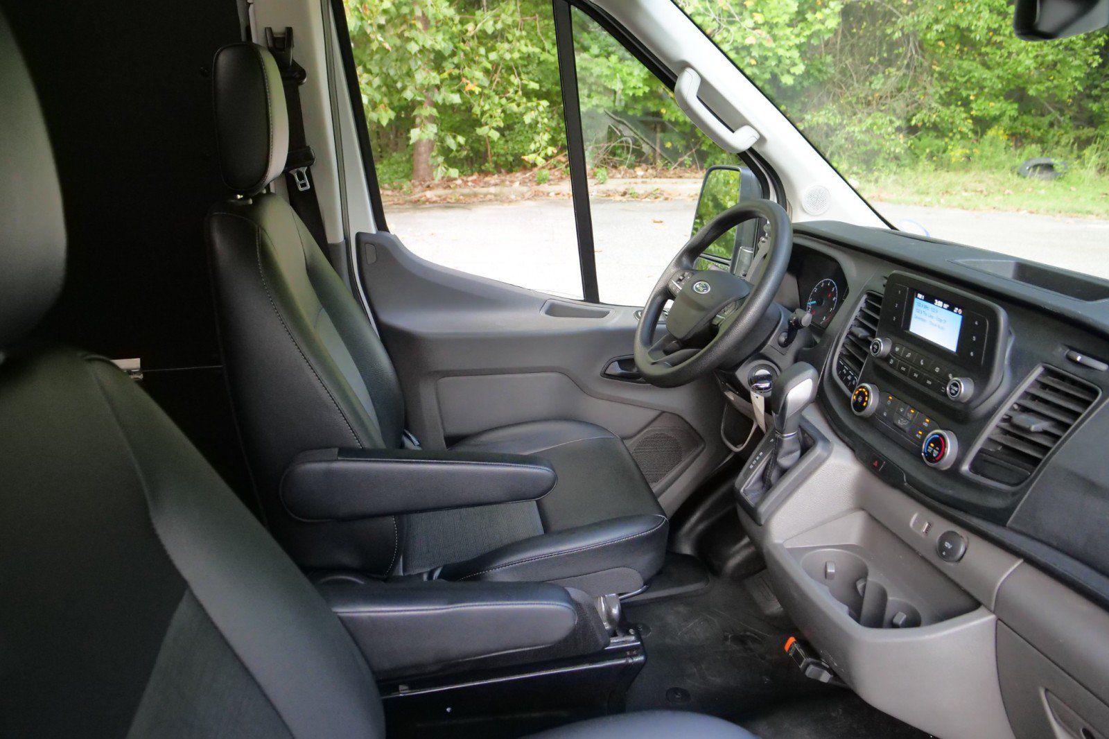 Used 2025 Ford Transit 350 148 High Roof Extended w/ Load Area Protection Package RWD image 28