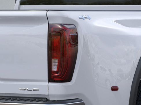 New 2026 GMC Sierra 3500 SLE w/ SLE Value Package image 11