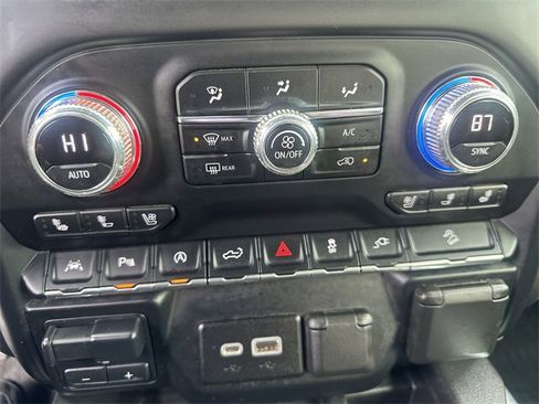 Used 2020 GMC Sierra 1500 AT4 w/ Off-Road Performance Package image 17