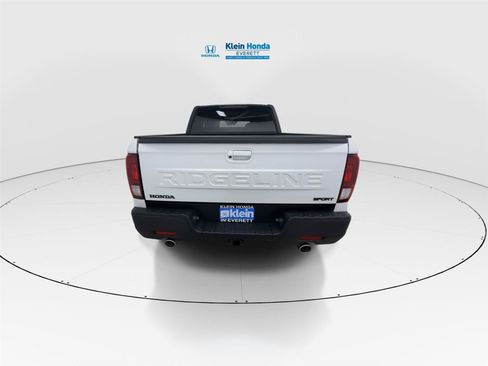 New 2026 Honda Ridgeline Sport image 9