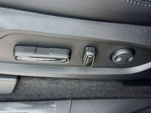 New 2025 Honda Pilot Touring image 24