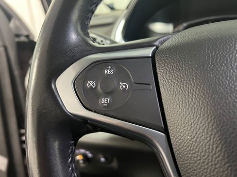 Used 2020 Chevrolet Traverse LT image 12