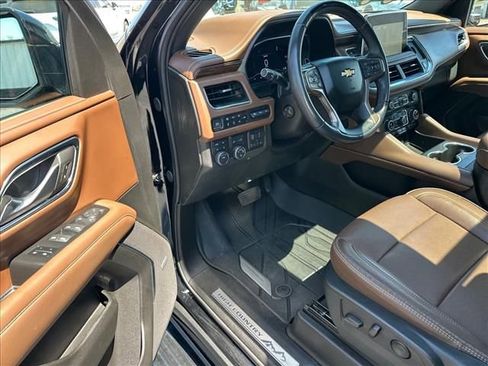 Certified 2024 Chevrolet Tahoe High Country w/ Advanced Technology Package AWD/4WD image 14