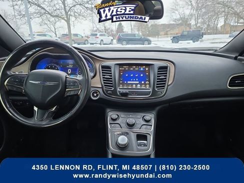 Used 2016 Chrysler 200 C w/ Premium Group image 15